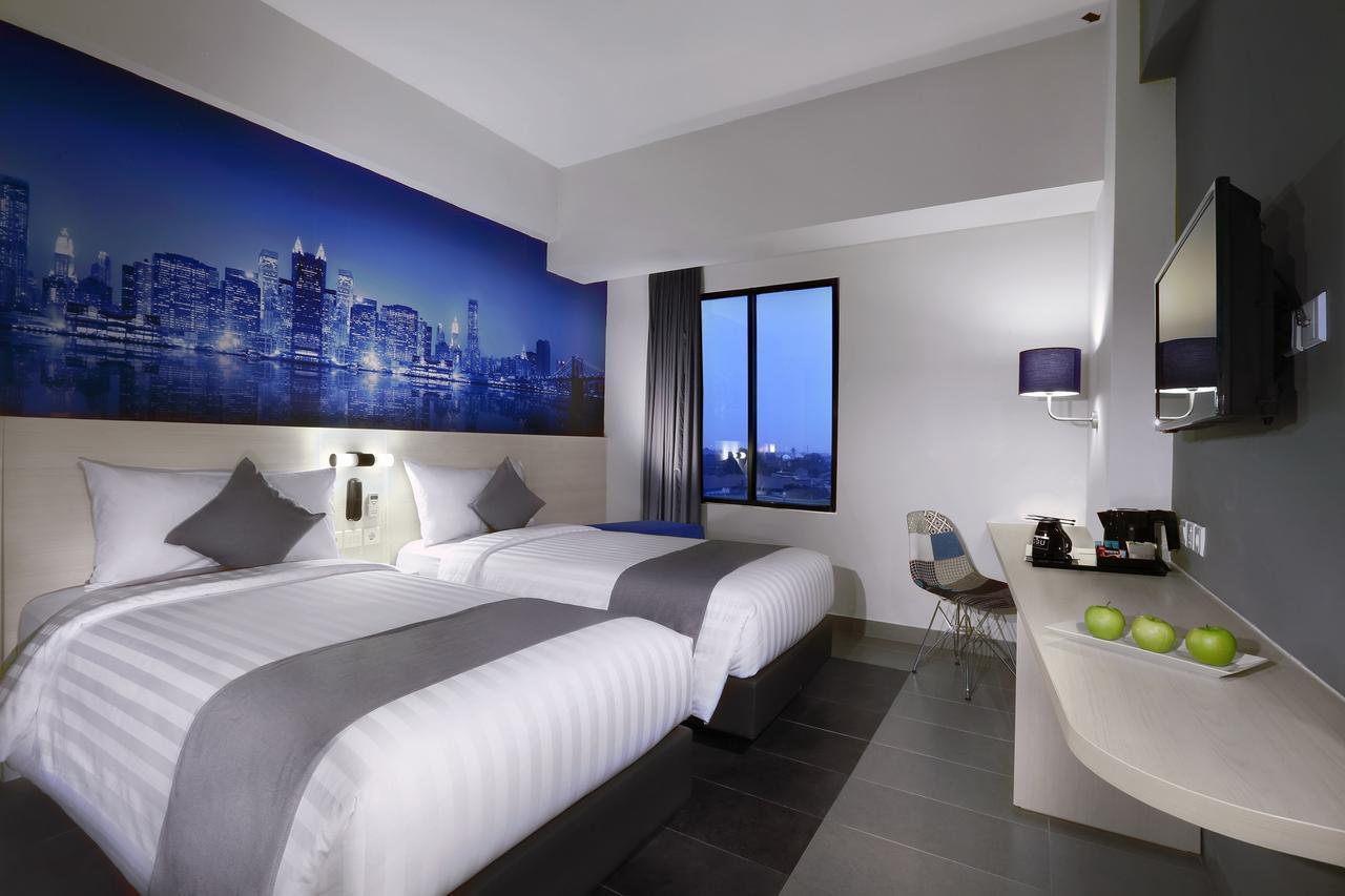 Hotel Neo+ Kebayoran จาการ์ตา ภายนอก รูปภาพ