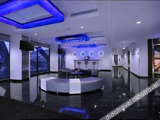 Hotel Neo+ Kebayoran จาการ์ตา ภายนอก รูปภาพ