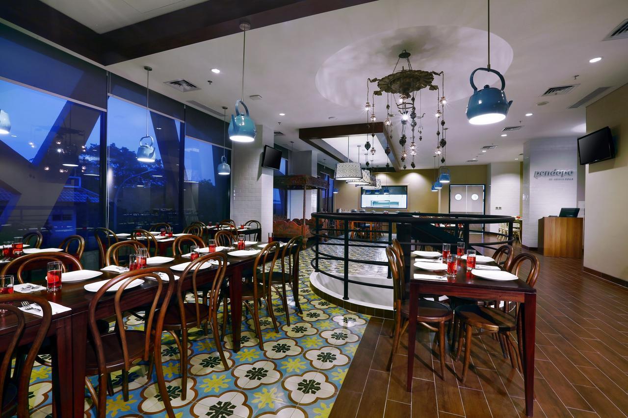 Hotel Neo+ Kebayoran จาการ์ตา ภายนอก รูปภาพ