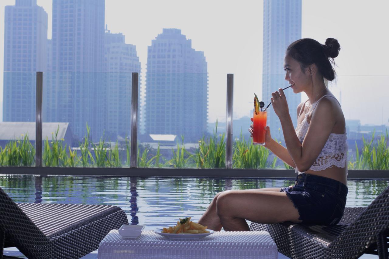 Hotel Neo+ Kebayoran จาการ์ตา ภายนอก รูปภาพ